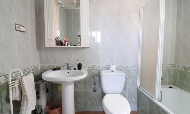 Sale - Quad Villa -
Algorfa - Montebello