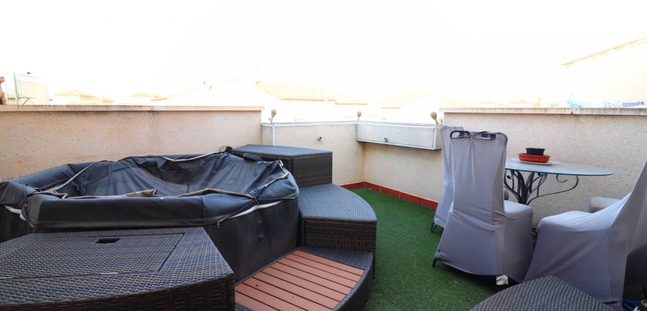 Sale - Quad Villa -
Algorfa - Montebello