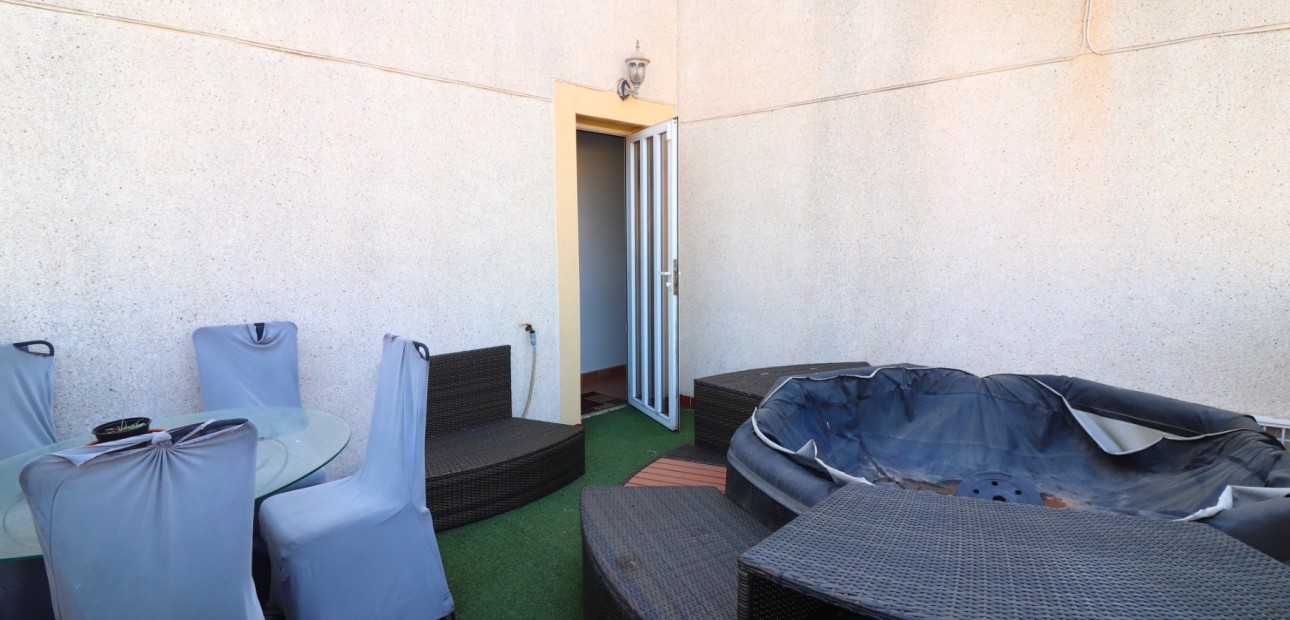 Sale - Quad Villa -
Algorfa - Montebello