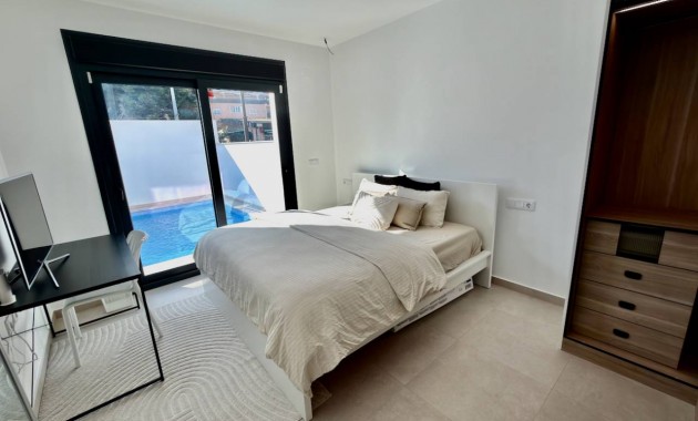 Sale - Villa -
Formentera del Segura - Formentera de Segura