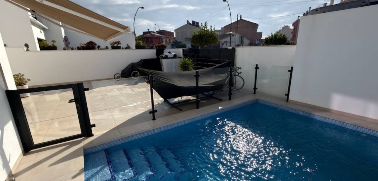 Sale - Villa -
Formentera del Segura - Formentera de Segura