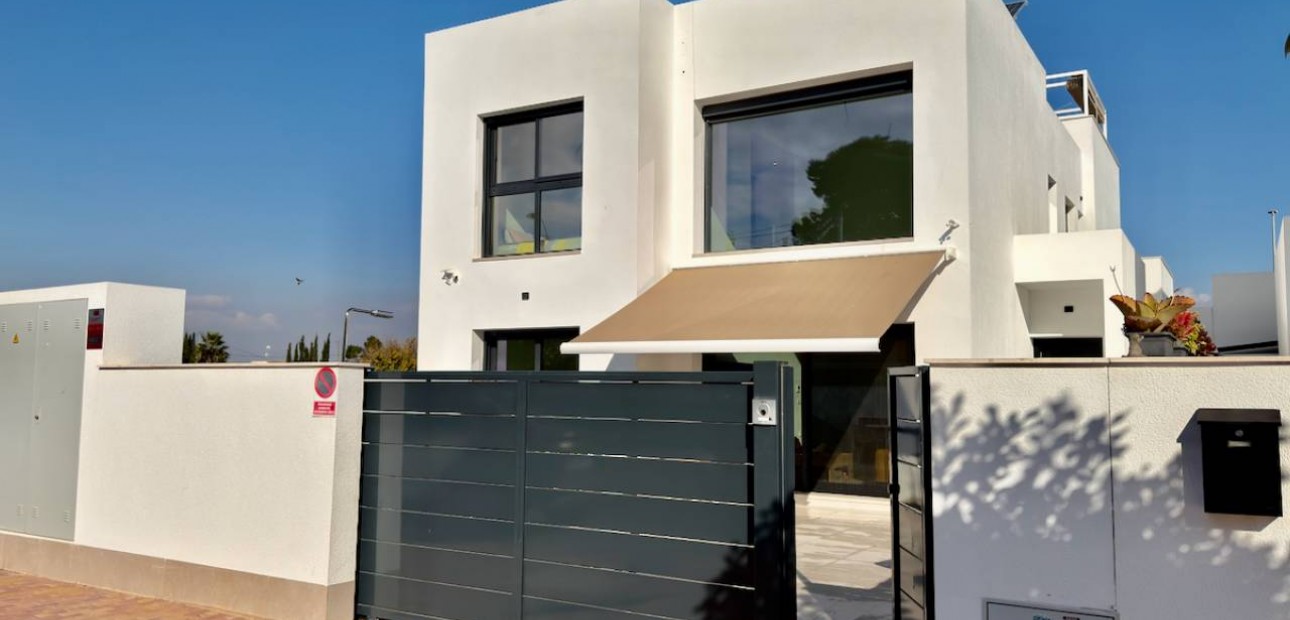 Sale - Villa -
Formentera del Segura - Formentera de Segura