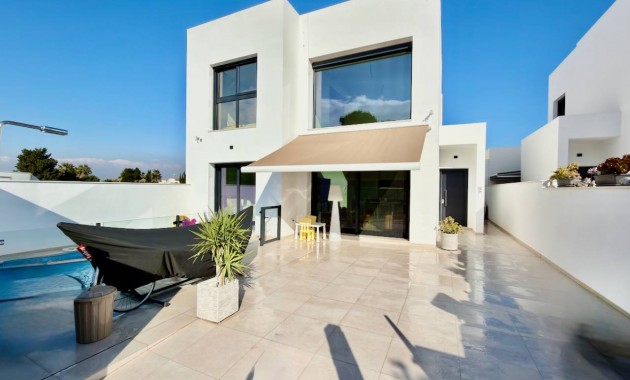 Sale - Villa -
Formentera del Segura - Formentera de Segura