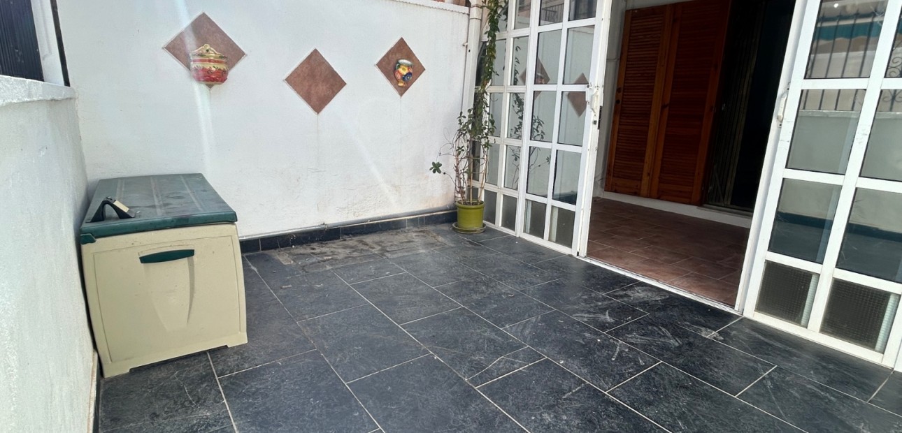 Herverkoop - Herenhuis -
El Chaparral