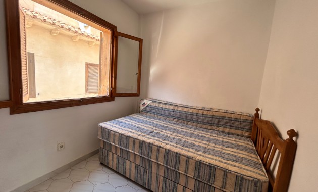 Herverkoop - Herenhuis -
El Chaparral