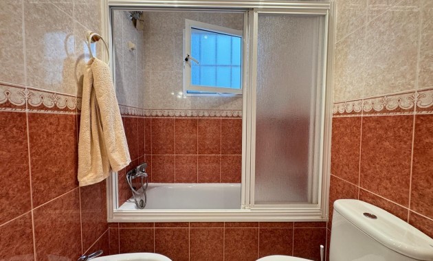 Herverkoop - Appartement / flat -
Torrevieja - Centro