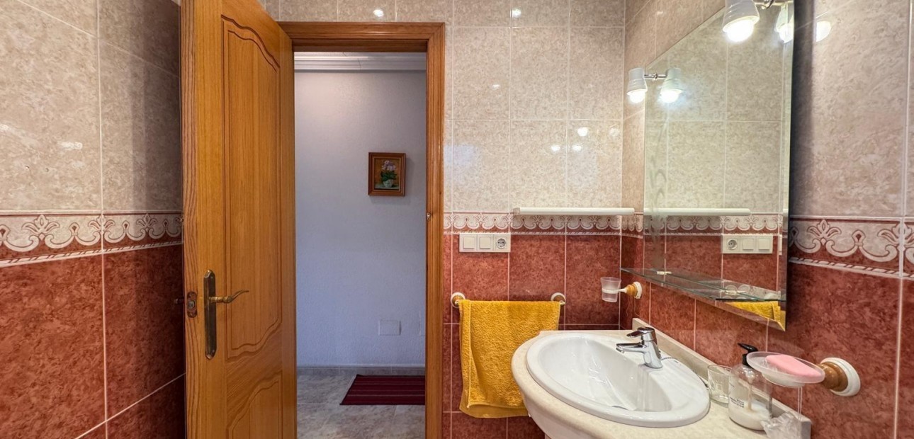 Herverkoop - Appartement / flat -
Torrevieja - Centro