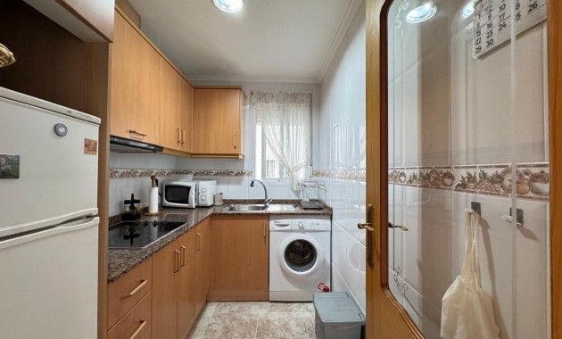 Herverkoop - Appartement / flat -
Torrevieja - Centro