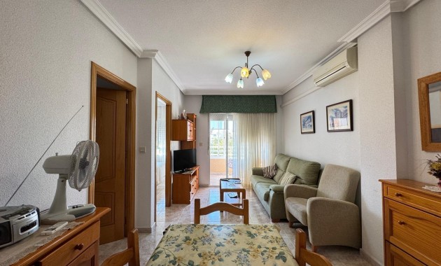 Herverkoop - Appartement / flat -
Torrevieja - Centro