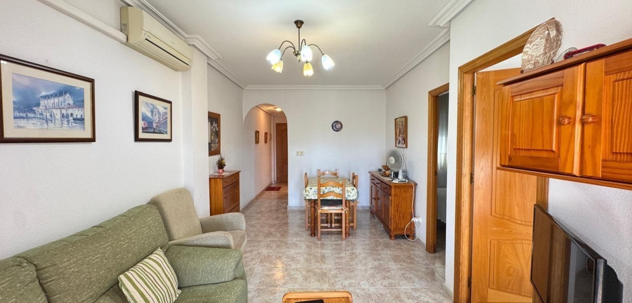 Herverkoop - Appartement / flat -
Torrevieja - Centro