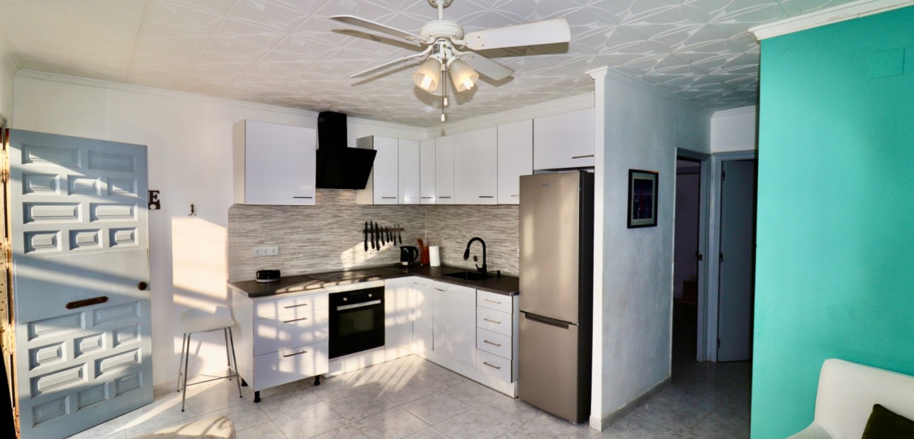 Venta - Town house -
Torrevieja - La Siesta - San Luis