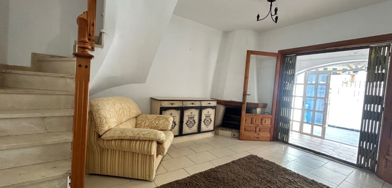 Sale - Townhouse -
El Chaparral