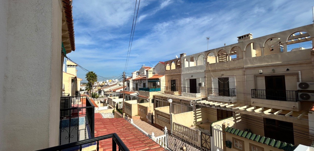 Sale - Townhouse -
El Chaparral