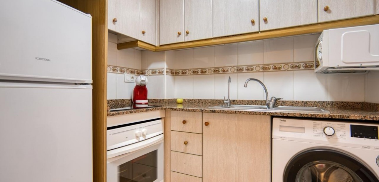 Herverkoop - Appartement / flat -
Torrevieja - Centro