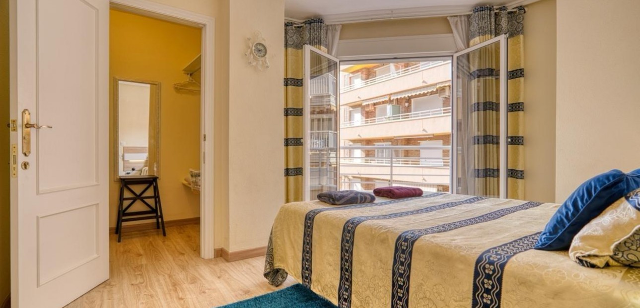 Herverkoop - Appartement / flat -
Torrevieja - Centro