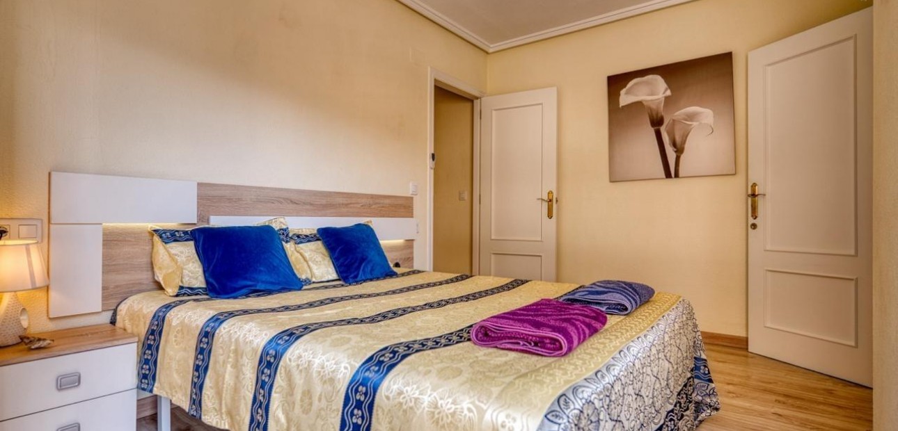 Herverkoop - Appartement / flat -
Torrevieja - Centro