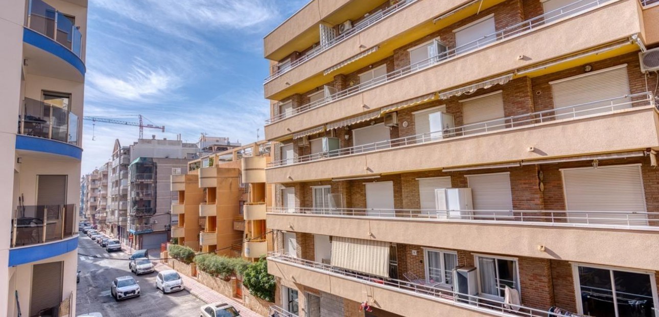 Herverkoop - Appartement / flat -
Torrevieja - Centro