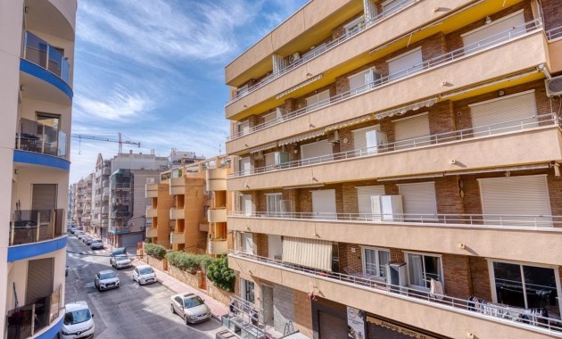 Herverkoop - Appartement / flat -
Torrevieja - Centro