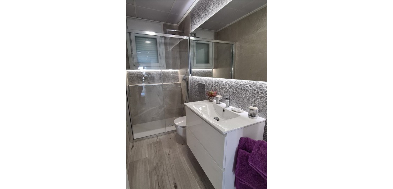 Nueva construcción  - Villa -
Avileses