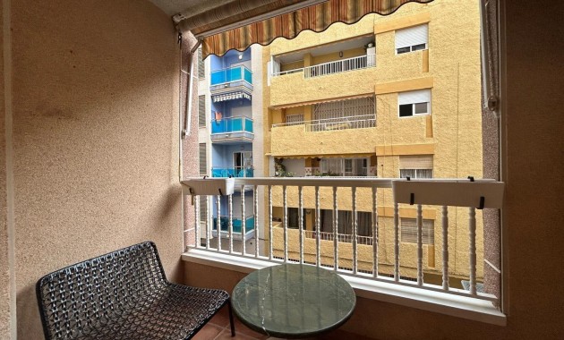 Sale - Apartment / flat -
Torrevieja - Acequion