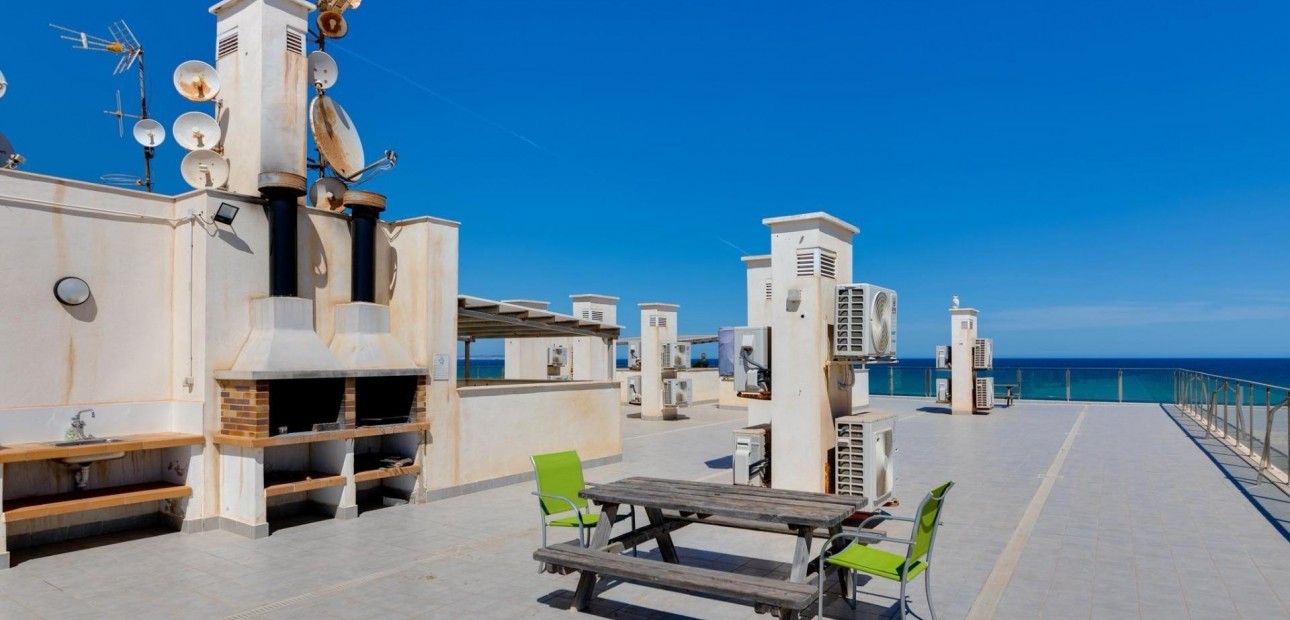 Sale - Apartment / flat -
Torrevieja - La Mata pueblo