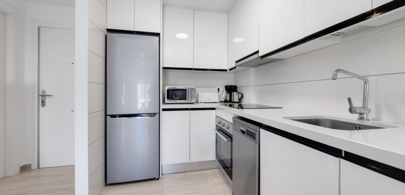 Sale - Apartment / flat -
Torrevieja - La Mata pueblo