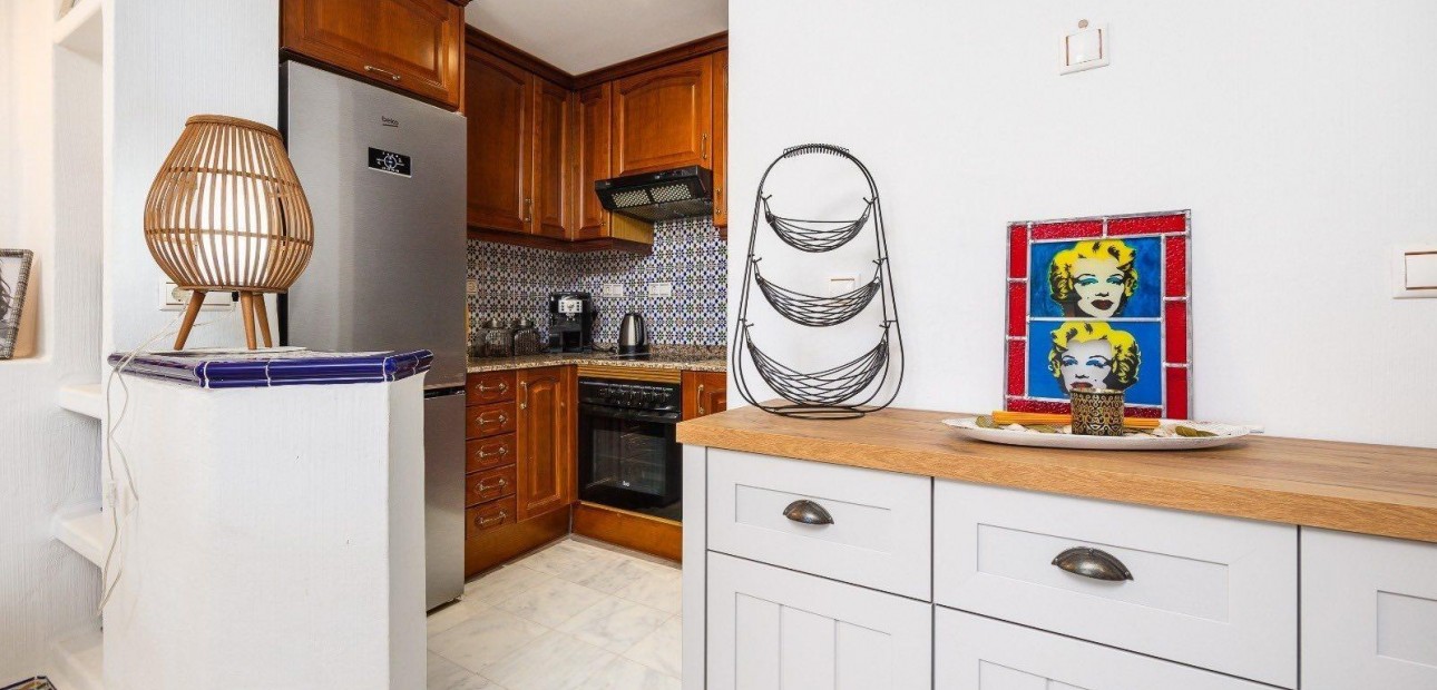 Sale - Apartment / flat -
Torrevieja - Torrejón