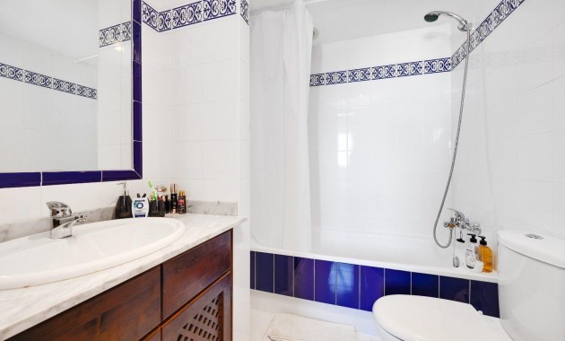 Sale - Apartment / flat -
Torrevieja - Torrejón