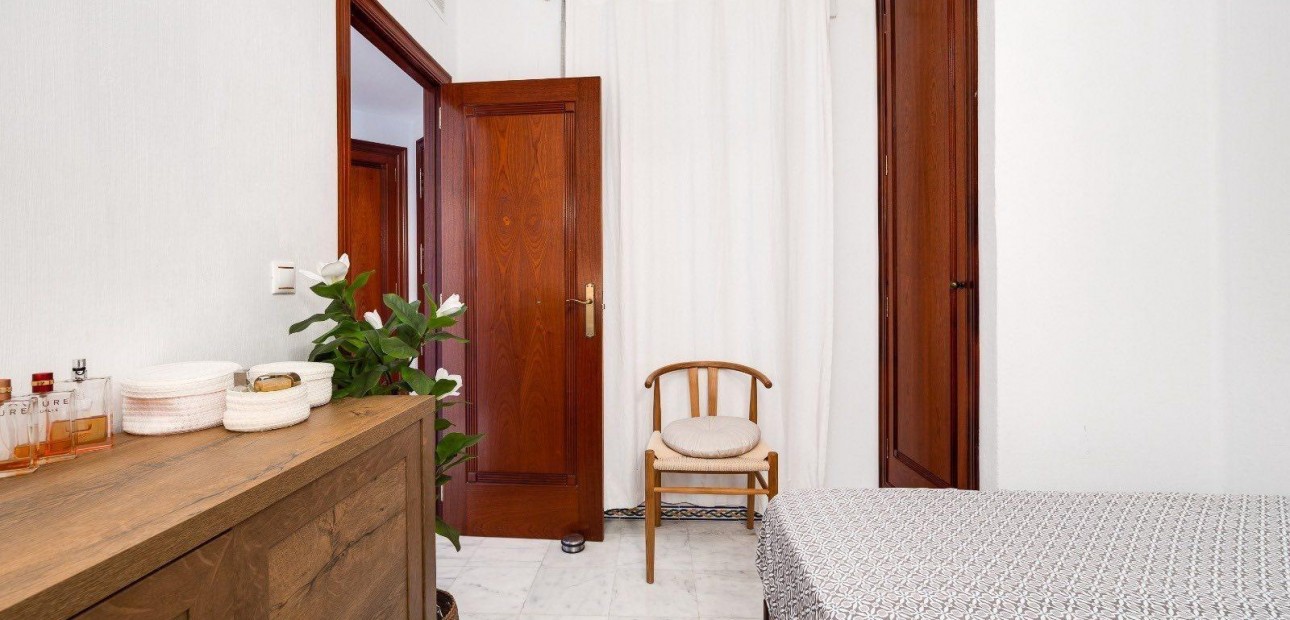 Sale - Apartment / flat -
Torrevieja - Torrejón