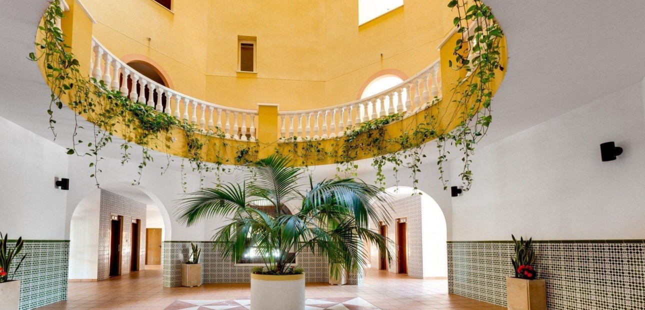 Sale - Apartment / flat -
Torrevieja - Torrejón