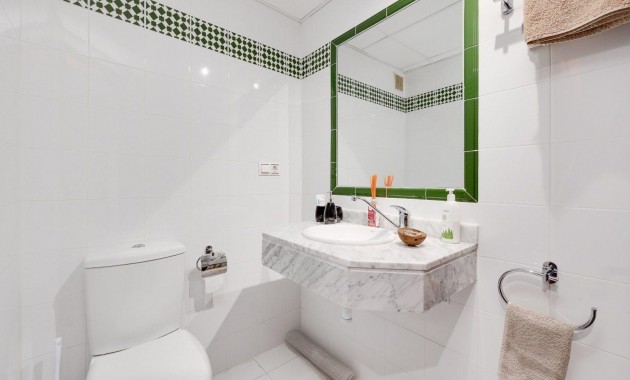 Sale - Apartment / flat -
Torrevieja - Torrejón