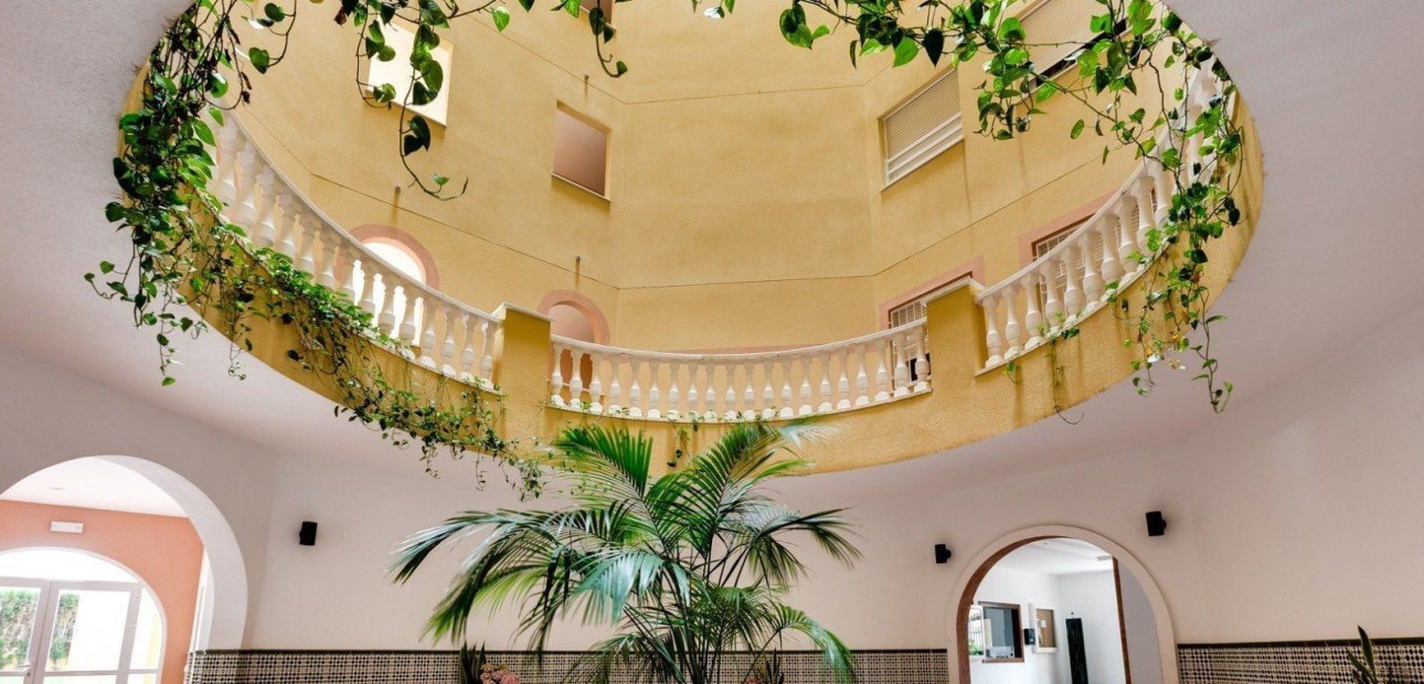 Sale - Apartment / flat -
Torrevieja - Torrejón