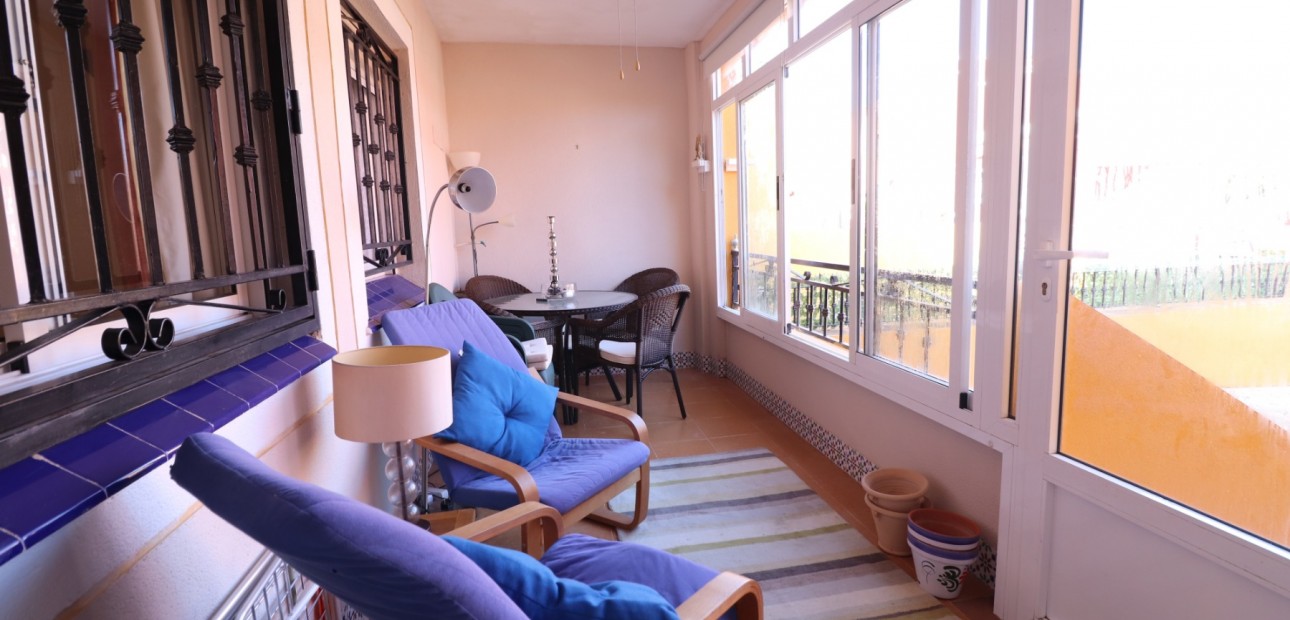 Venta - Apartamento / piso -
Los Montesinos - La Herrada