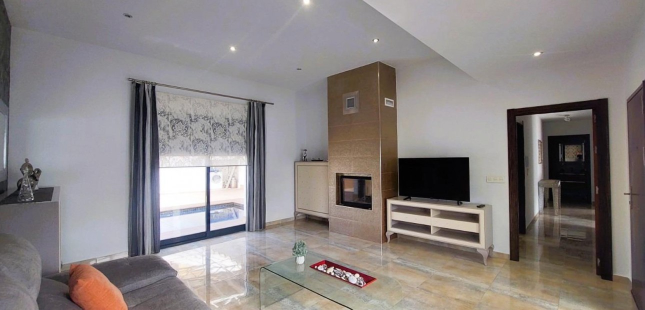 Venta - Villa -
Pilar de la Horadada - Torre de la Horadada