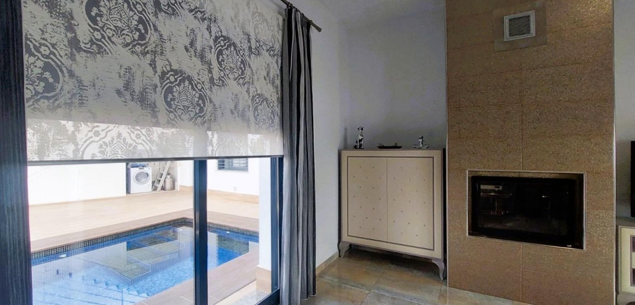 Venta - Villa -
Pilar de la Horadada - Torre de la Horadada