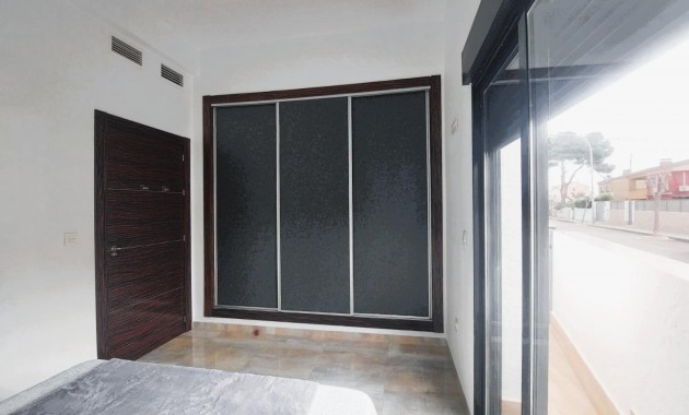 Venta - Villa -
Pilar de la Horadada - Torre de la Horadada