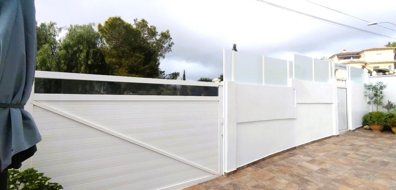 Venta - Villa -
San Miguel de Salinas - Las filipinas