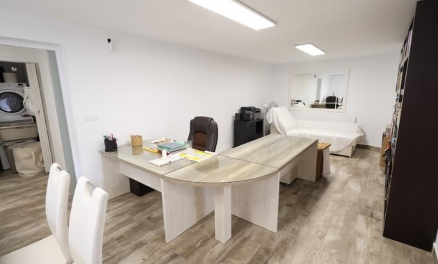 Venta - Villa -
San Miguel de Salinas - Las filipinas