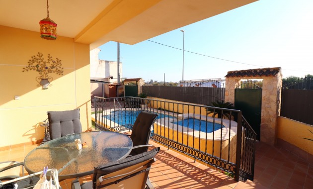 Venta - Detached Villa -
Almoradi - El Saladar