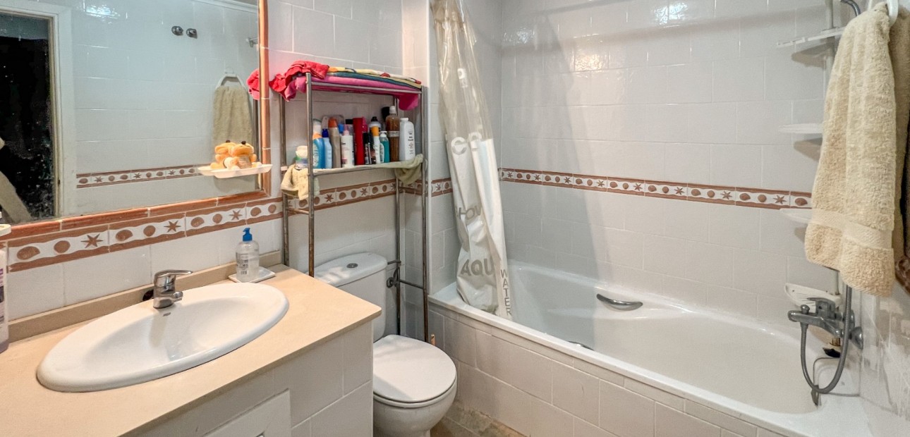 Herverkoop - 1. Apartment / flat -
ORIHUELA COSTA - Playa Flamenca