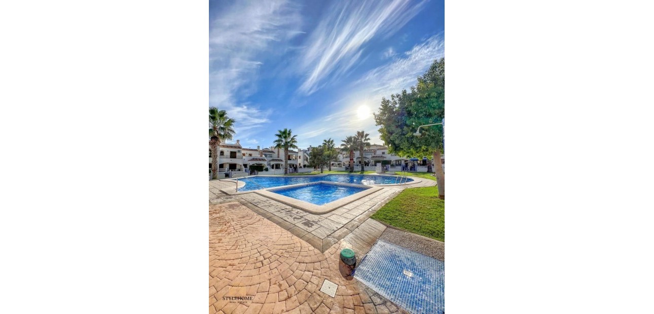 Herverkoop - 1. Apartment / flat -
ORIHUELA COSTA - Playa Flamenca