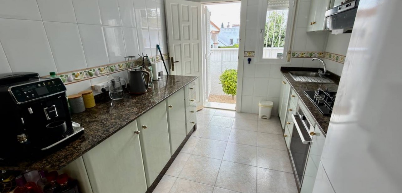 Sale - Villa -
Ciudad Quesada