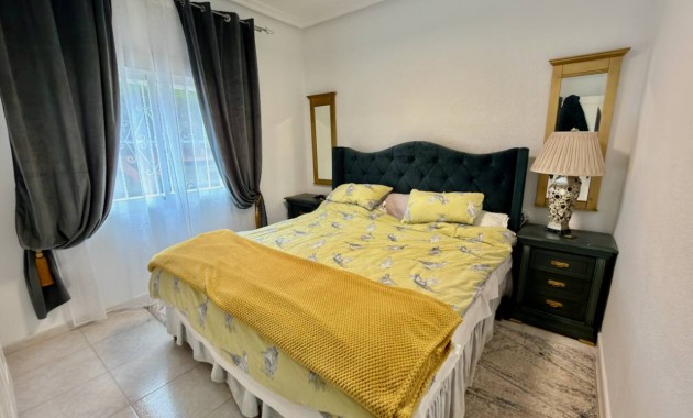 Sale - Villa -
Ciudad Quesada