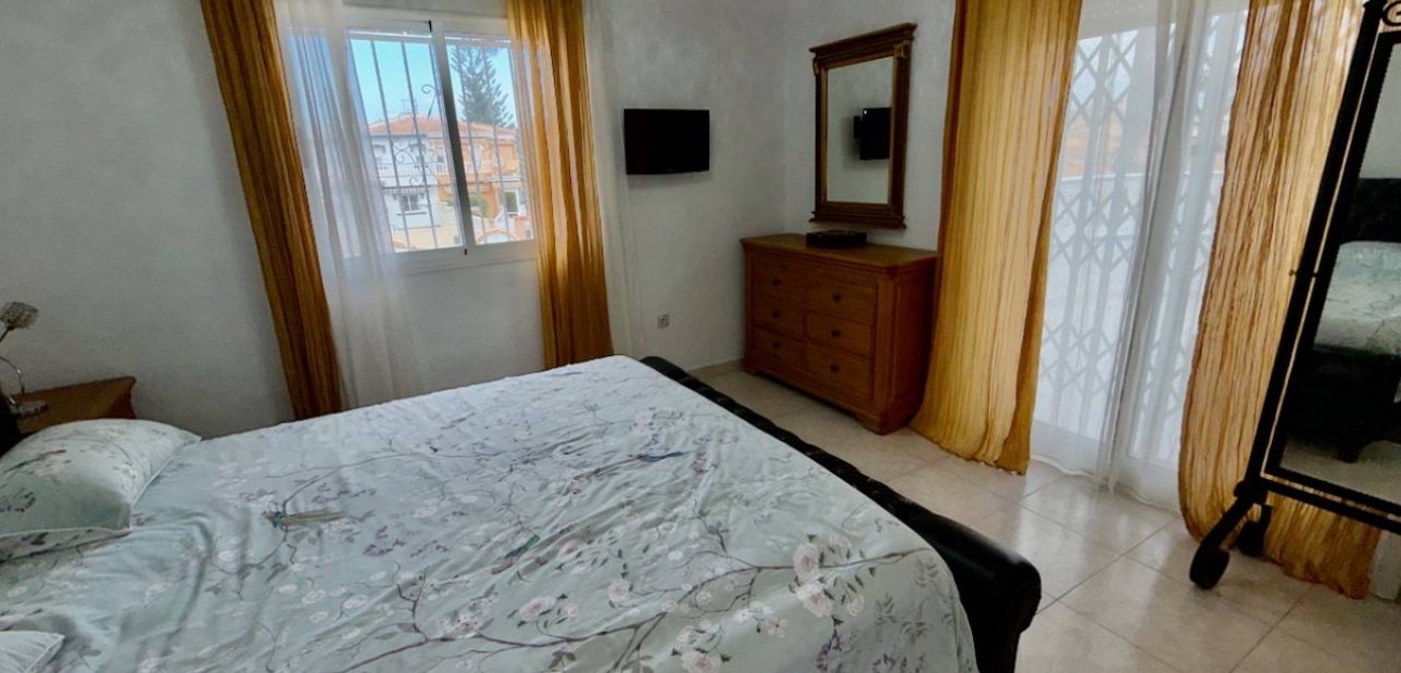 Sale - Villa -
Ciudad Quesada