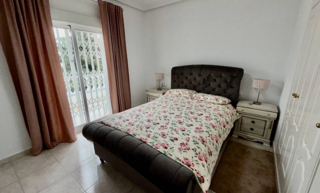 Sale - Villa -
Ciudad Quesada