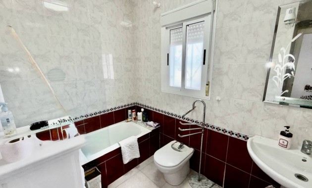 Sale - Villa -
Ciudad Quesada