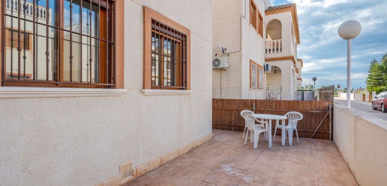 Venta - Apartamento / piso -
Daya Vieja - Daya Vieja - Town