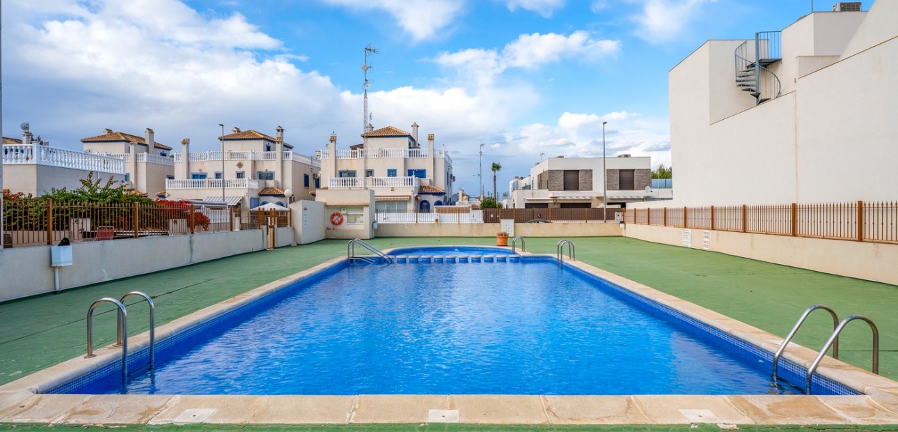 Venta - Apartamento / piso -
Daya Vieja - Daya Vieja - Town