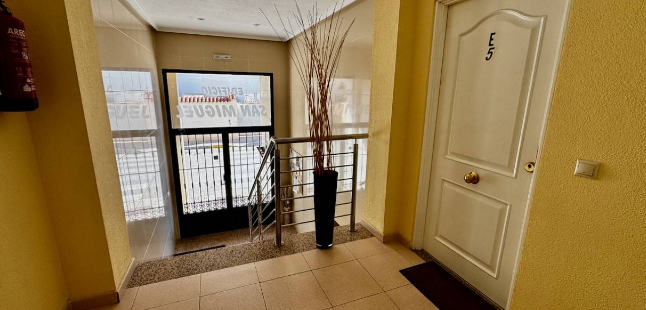 Sale - Apartment / flat -
Formentera del Segura - Formentera - Village