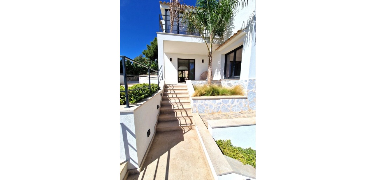 Sale - Villa -
Costa d'en Blanes